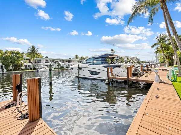 $8,500 | 444 Hendricks Isle, Unit 301, Fort Lauderdale, FL 33301