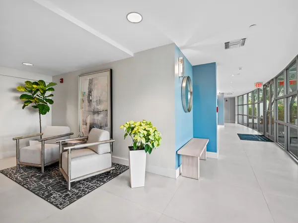 $8,500 | 444 Hendricks Isle, Unit 301, Fort Lauderdale, FL 33301