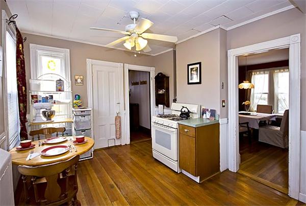 19 Cohasset Street Boston, MA 02131 - Photo 6 of 12