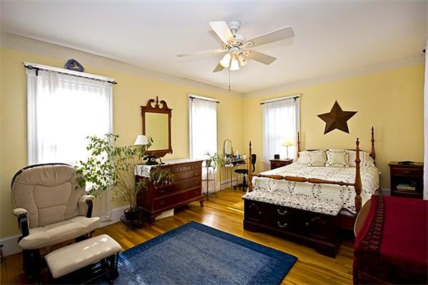 19 Cohasset Street Boston, MA 02131 - Photo 8 of 12