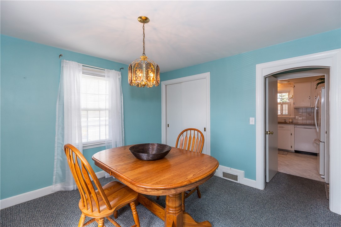 37 Coulters Road Cranston, RI 02920 - Photo 8 of 22 Gallery Image 8