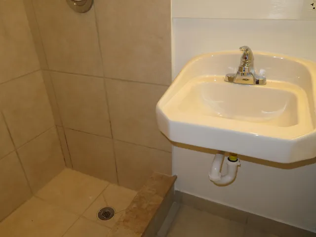 $1,600 | 340 Fleming Avenue, Unit A, Greenacres, FL 33463