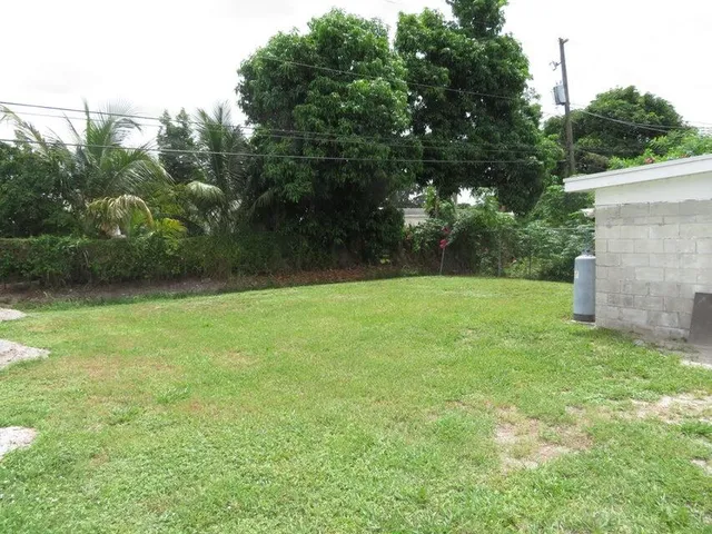 $1,600 | 340 Fleming Avenue, Unit A, Greenacres, FL 33463