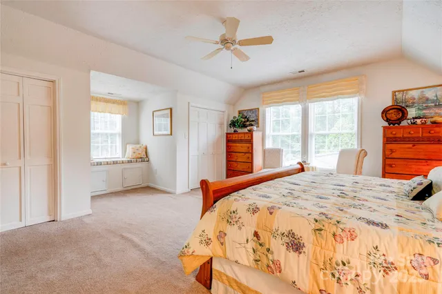 $595,000 | 2606 Greenville Highway, Flat Rock, NC 28731