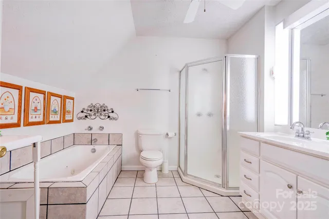 $595,000 | 2606 Greenville Highway, Flat Rock, NC 28731