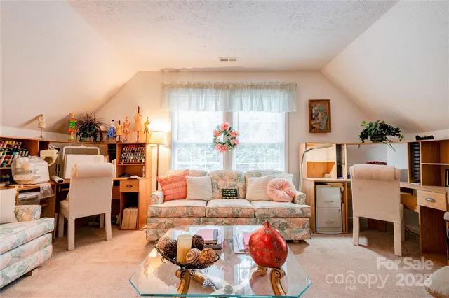 $595,000 | 2606 Greenville Highway, Flat Rock, NC 28731