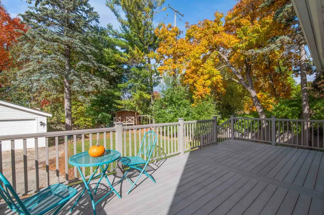 $354,900 | 2534 South Webster Avenue, Green Bay, WI 54301