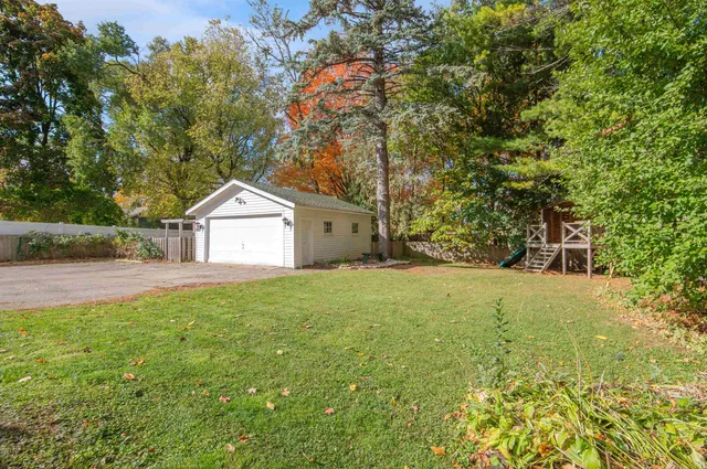 $354,900 | 2534 South Webster Avenue, Green Bay, WI 54301