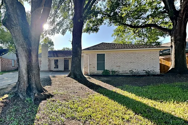 $1,940 | 11218 Angelique Drive, Houston, TX 77065