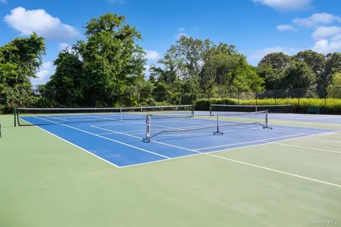 a view of a tennis court