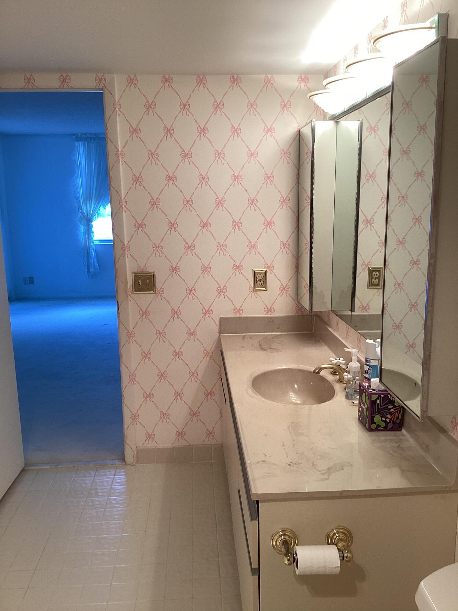 5260 Northwest 2nd Avenue, Unit 407 Boca Raton, FL 33487 - Photo 24 of 46 70598C40-E08C-4AD5-AE24-06163995C1DB