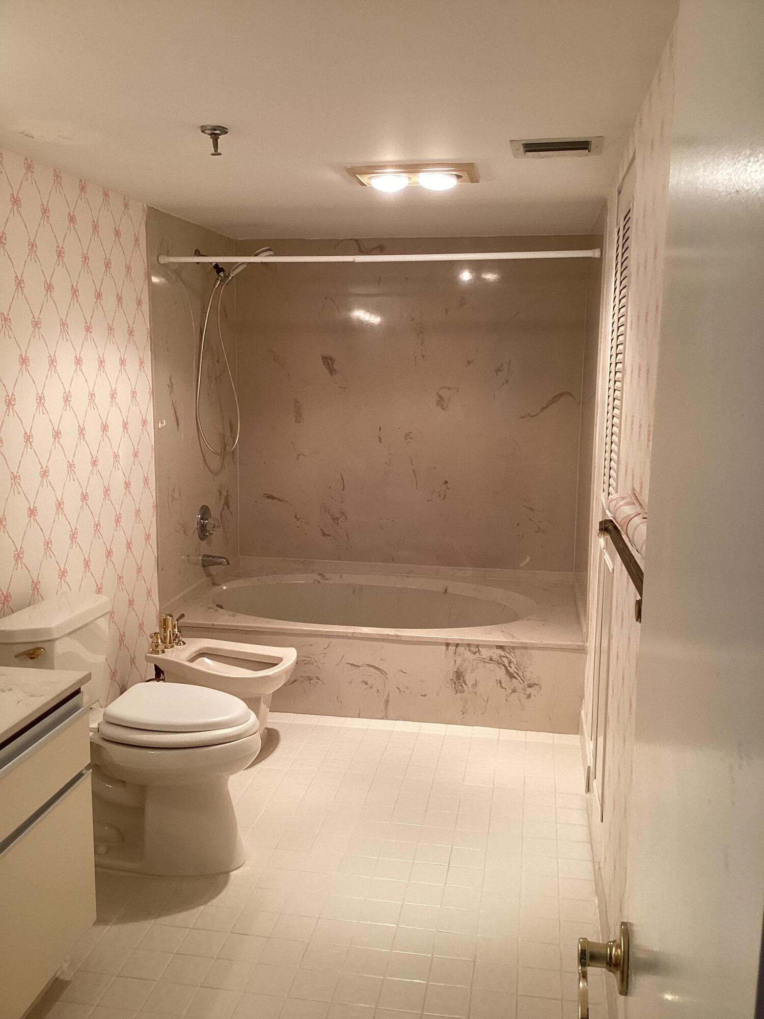 5260 Northwest 2nd Avenue, Unit 407 Boca Raton, FL 33487 - Photo 27 of 46 B4AEBF83-D15F-45A4-ADCB-9AB3B98F50F4
