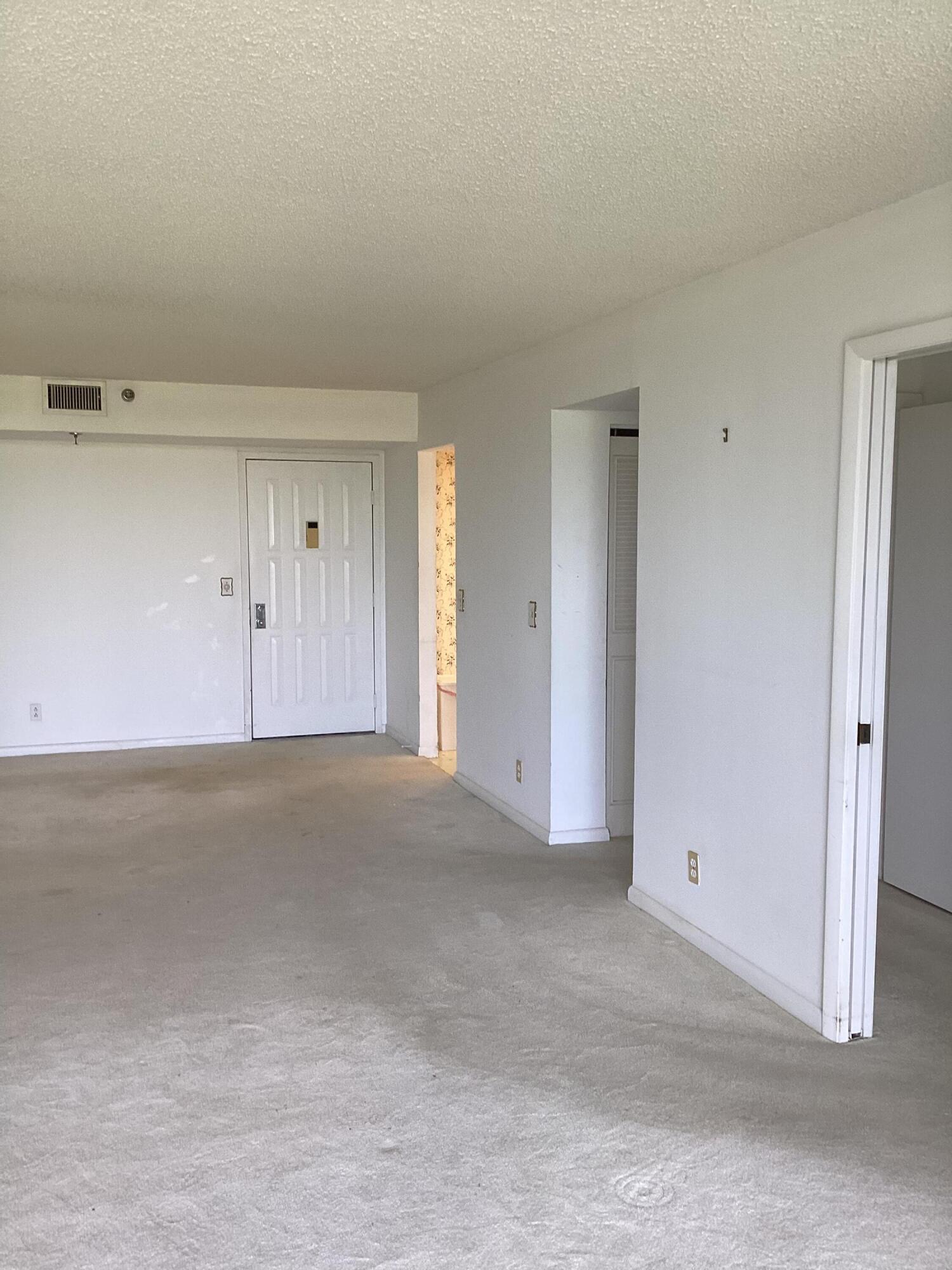 5260 Northwest 2nd Avenue, Unit 407 Boca Raton, FL 33487 - Photo 7 of 46 F00BA839-7655-4AC0-A34B-96400BC7DF0E
