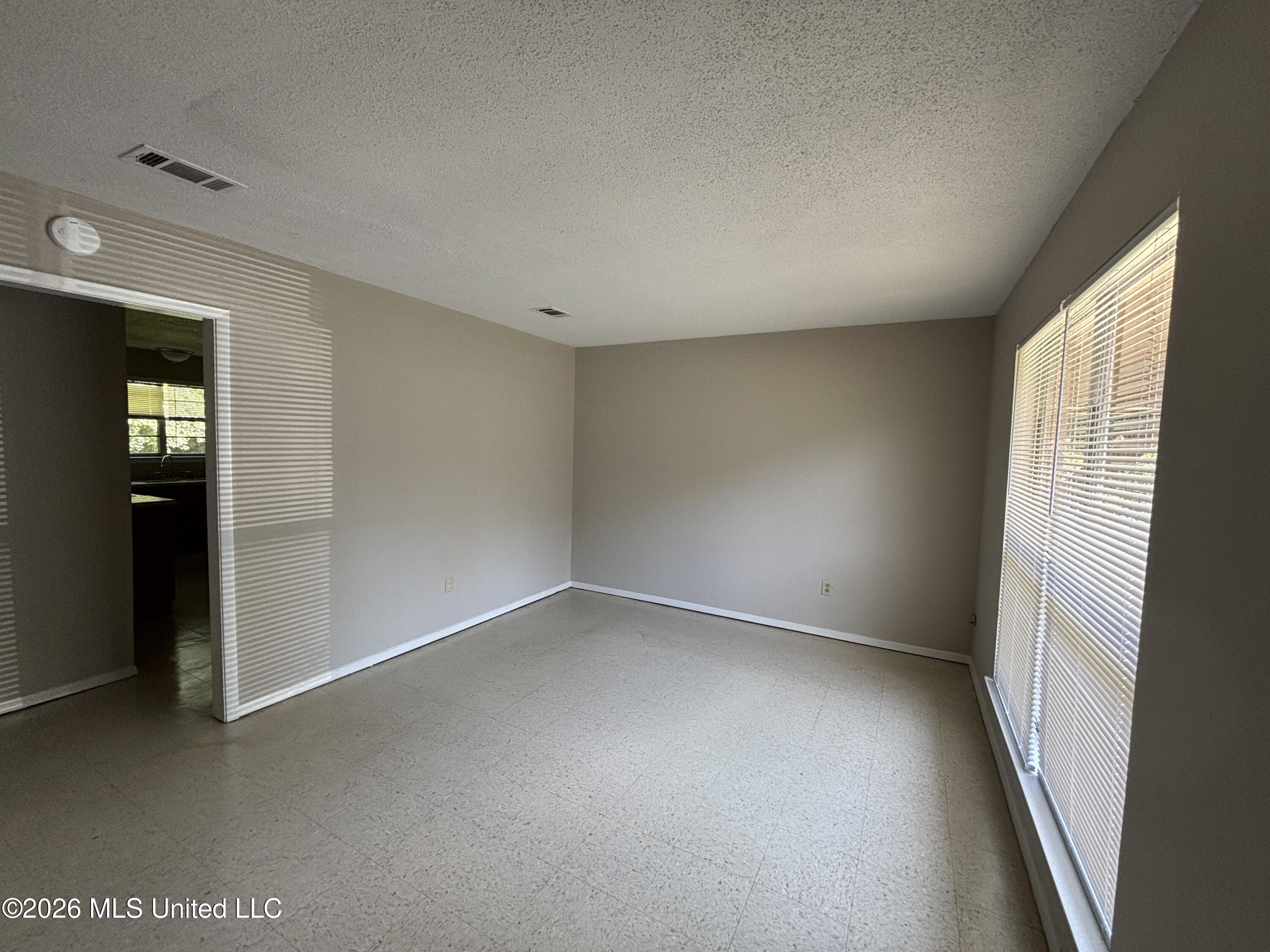 1520 Timber Lane Road Gautier, MS 39553 - Photo 2 of 11 IMG_8379