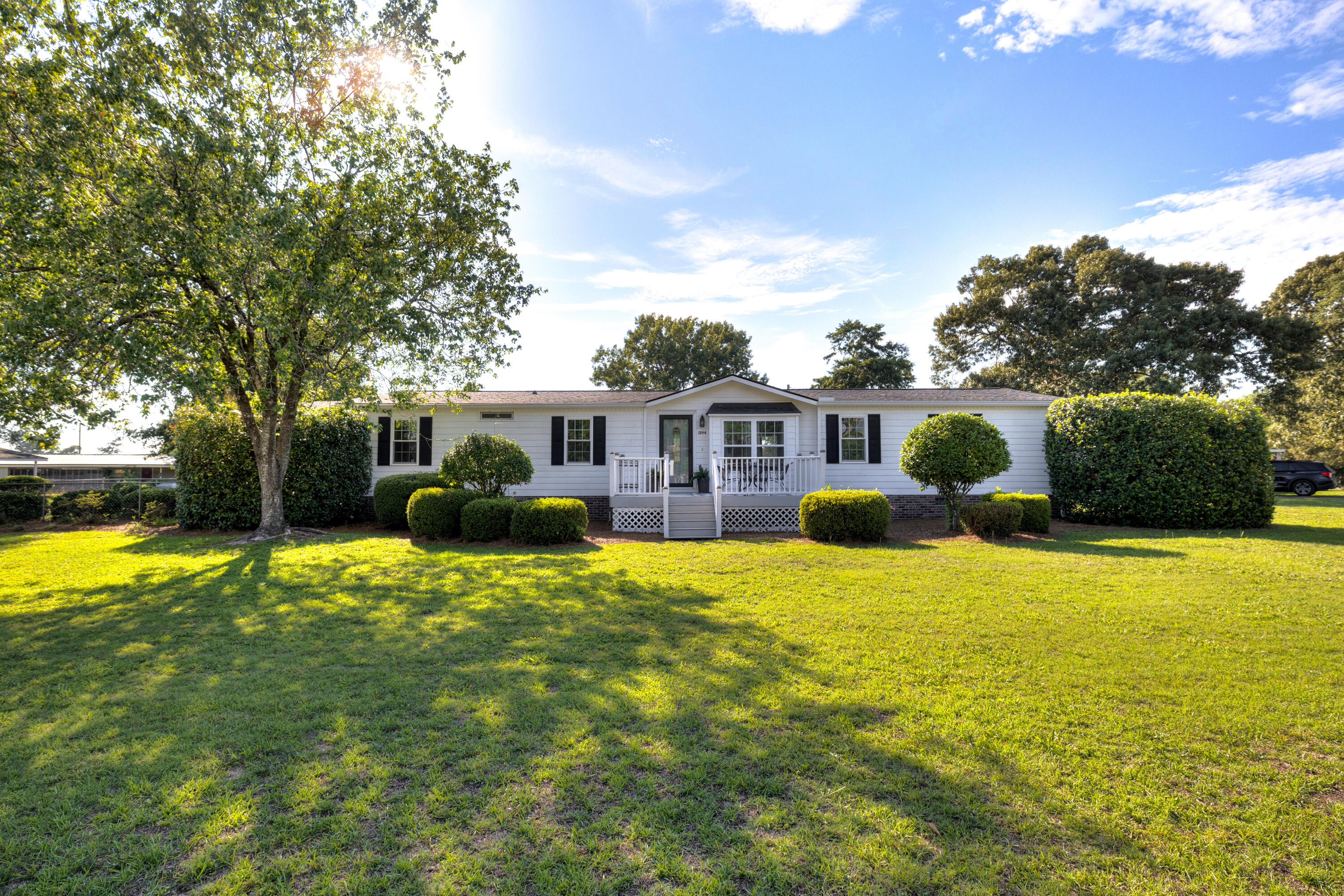 1294 Pond View Road Manning, SC 29102 - Photo 2 of 59