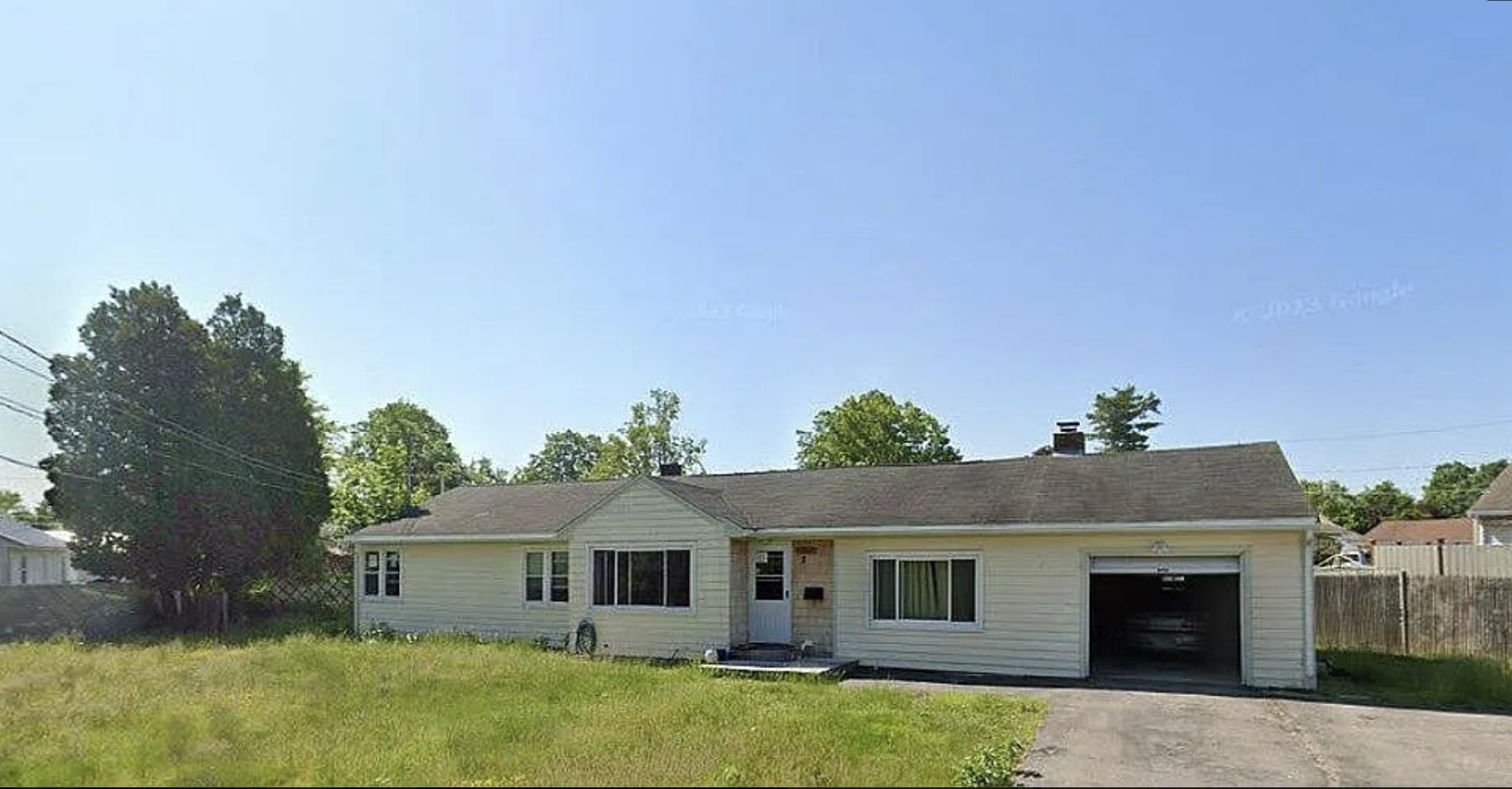 2 Gloria Street Rochester, NH 03867 - Photo 1 of 12