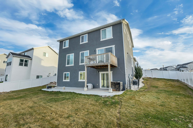 7172 Echomount Road West Valley City, UT 84081 - Photo 5 of 46