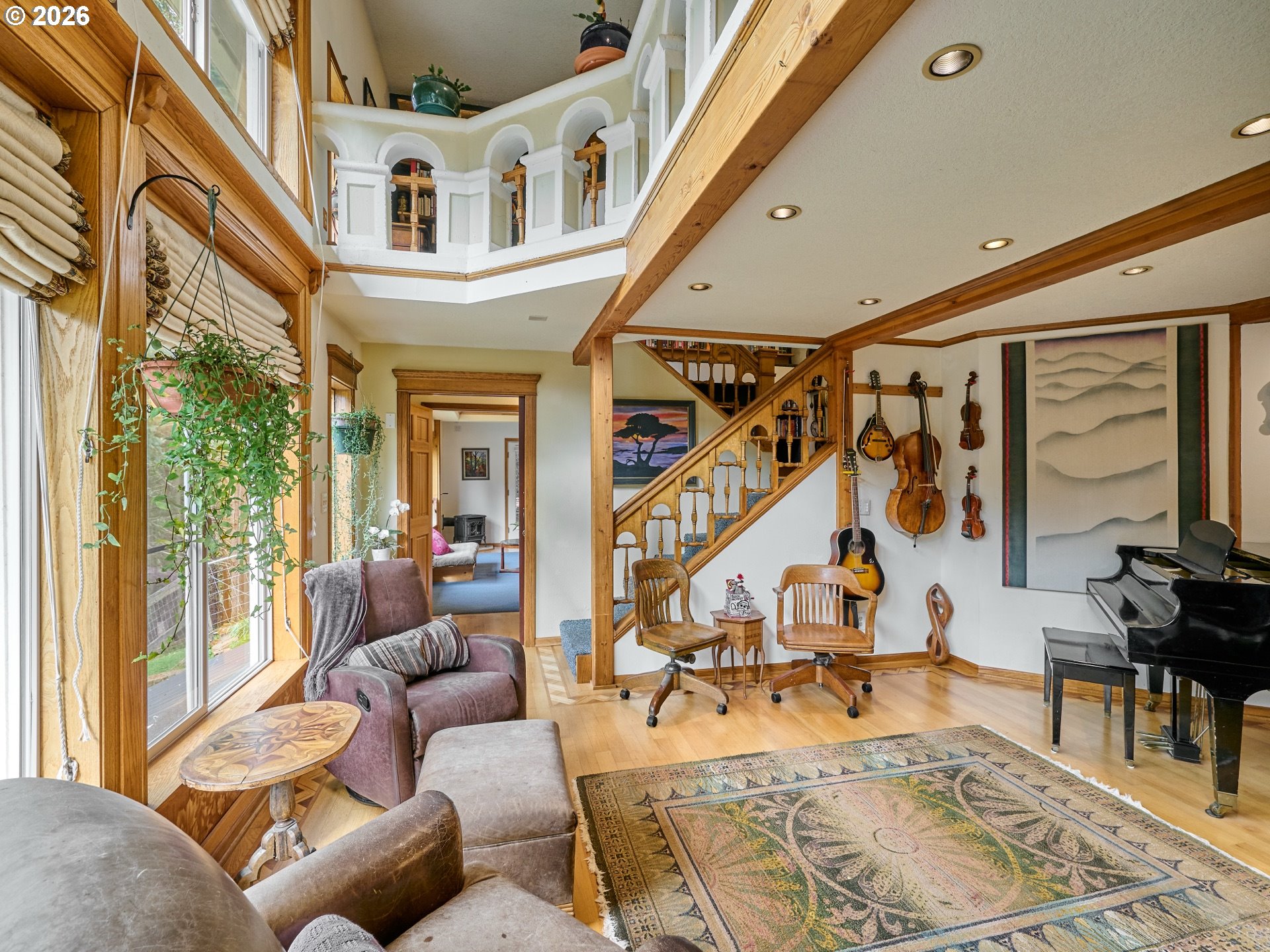 16460 Northwest Meadowlake Road Carlton, OR 97111 - Photo 9 of 48 Living Room