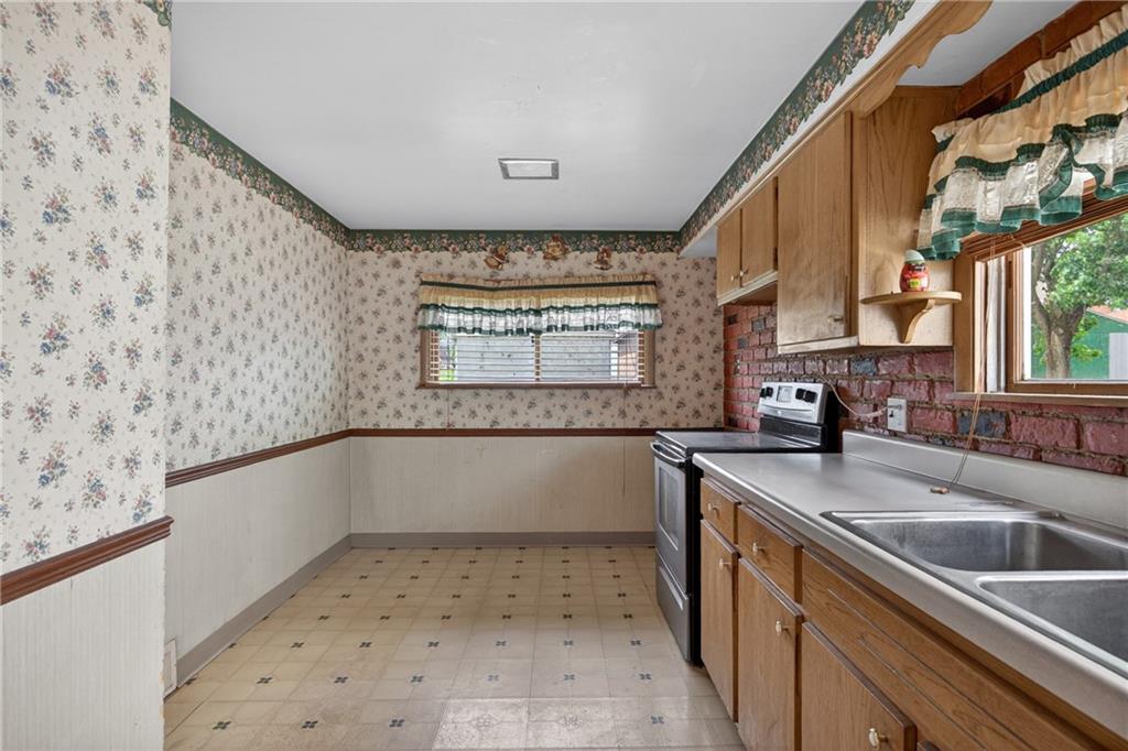 3532 3rd Beaver Falls Koppel, PA 16136 - Photo 11 of 29