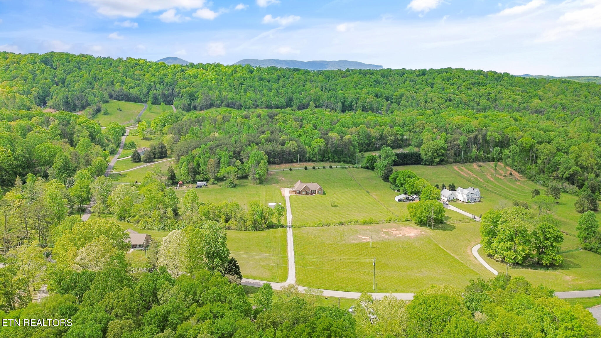 1027 Blockhouse Valley Road Clinton, TN 37716 - Photo 30 of 32 aerial