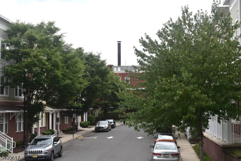 129 Central Place, Unit 2 Orange, NJ 07050 - Photo 26 of 28