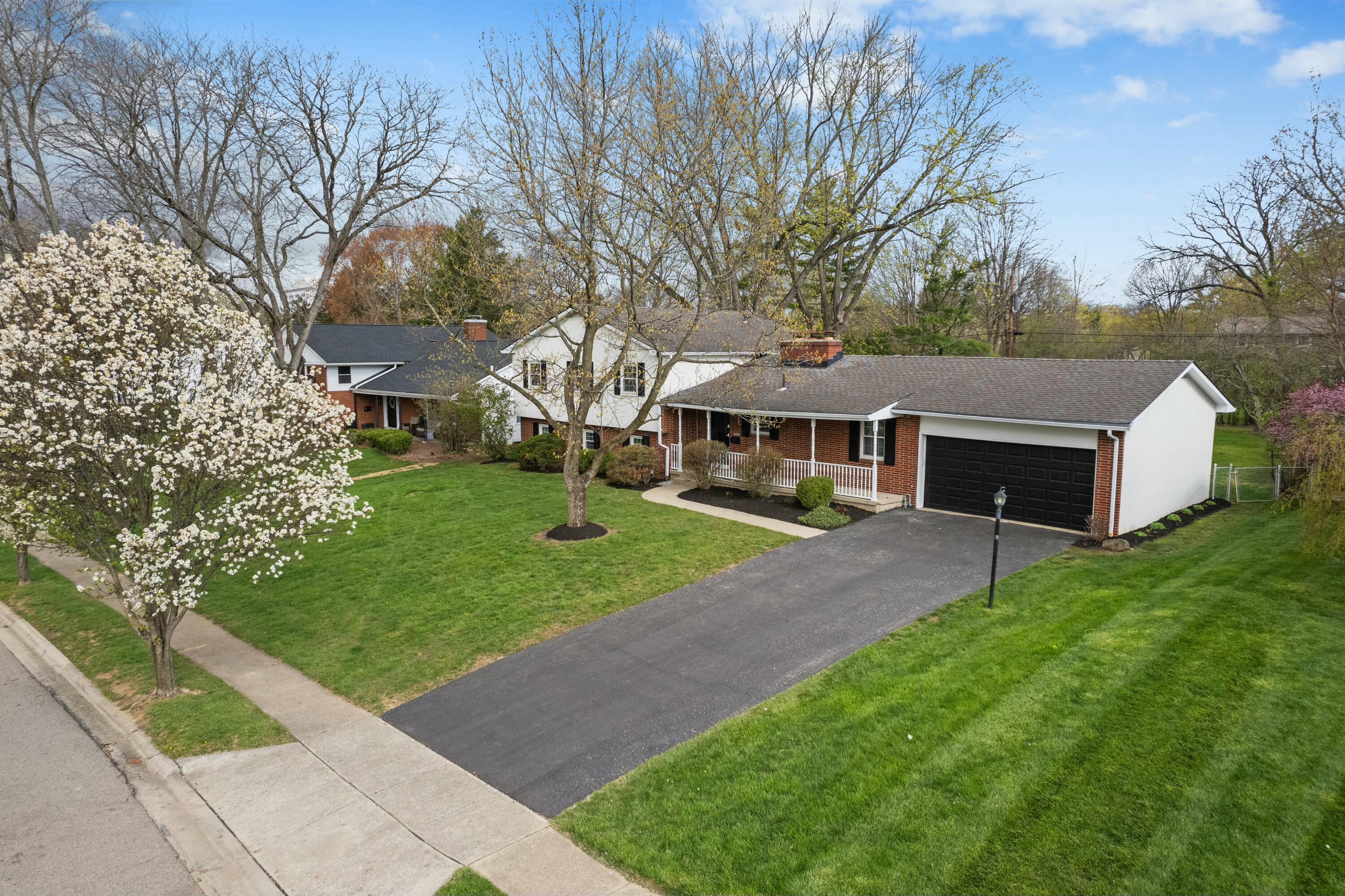2500 Lytham Road Upper Arlington, OH 43220 - Photo 63 of 69 Front of Home