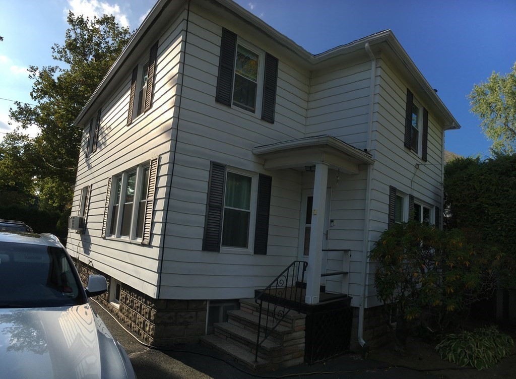 33 Chilson Street Springfield, MA 01118 - Photo 2 of 23