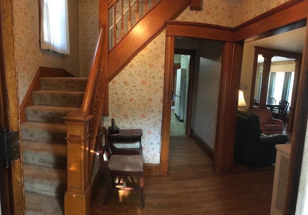 33 Chilson Street Springfield, MA 01118 - Photo 5 of 23
