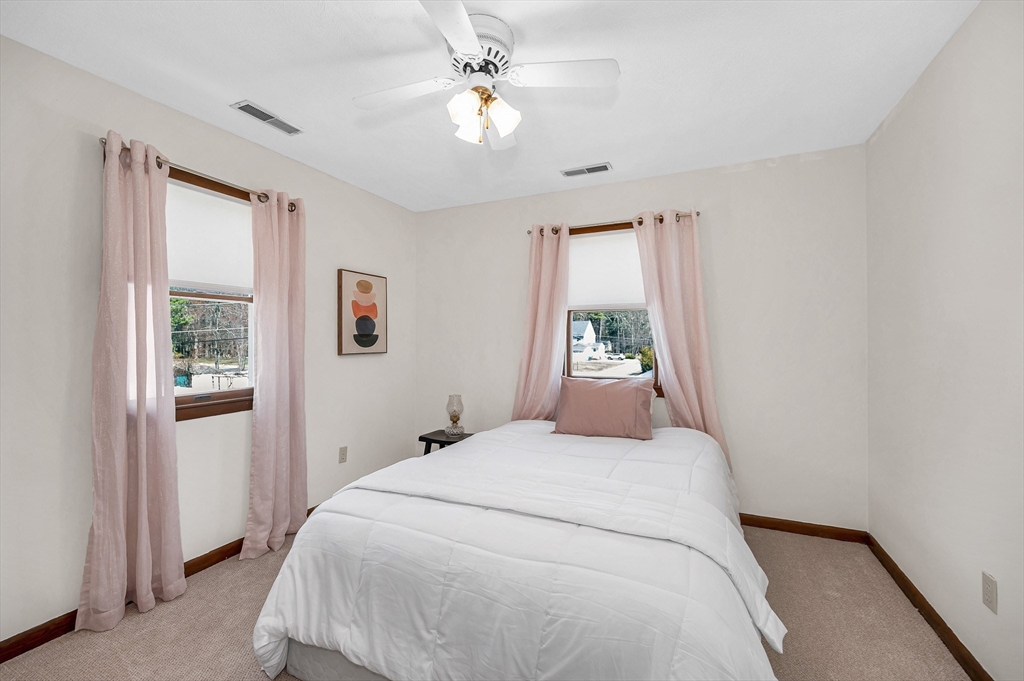 29 Donald Road Billerica, MA 01821 - Photo 13 of 37