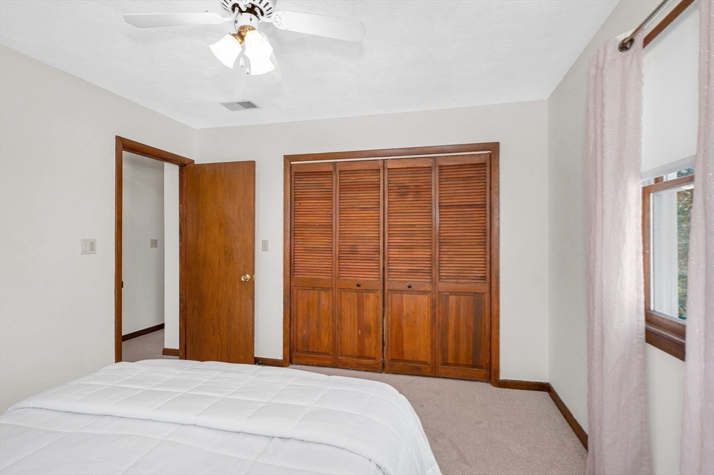 29 Donald Road Billerica, MA 01821 - Photo 14 of 37