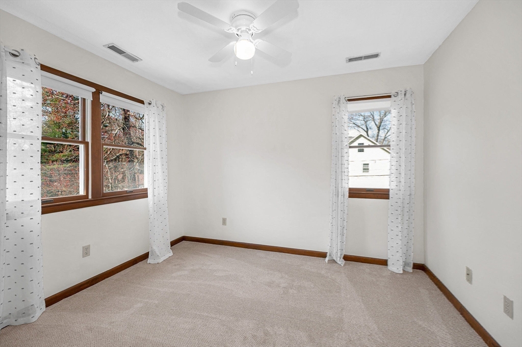 29 Donald Road Billerica, MA 01821 - Photo 16 of 37