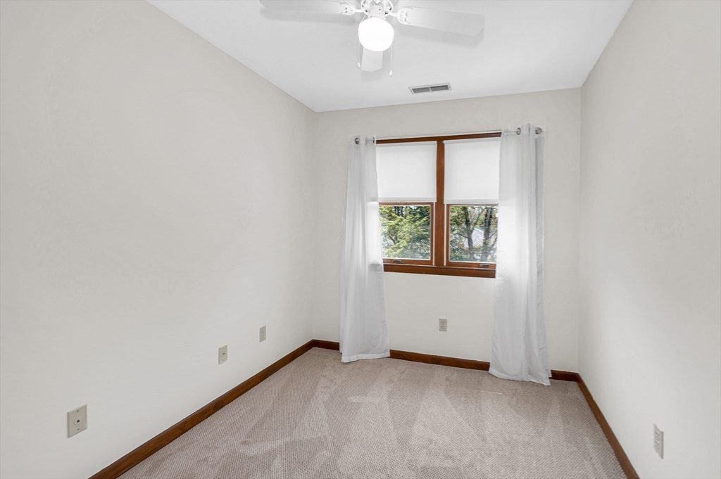 29 Donald Road Billerica, MA 01821 - Photo 17 of 37