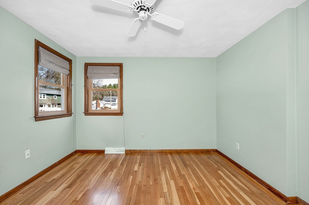 29 Donald Road Billerica, MA 01821 - Photo 21 of 37