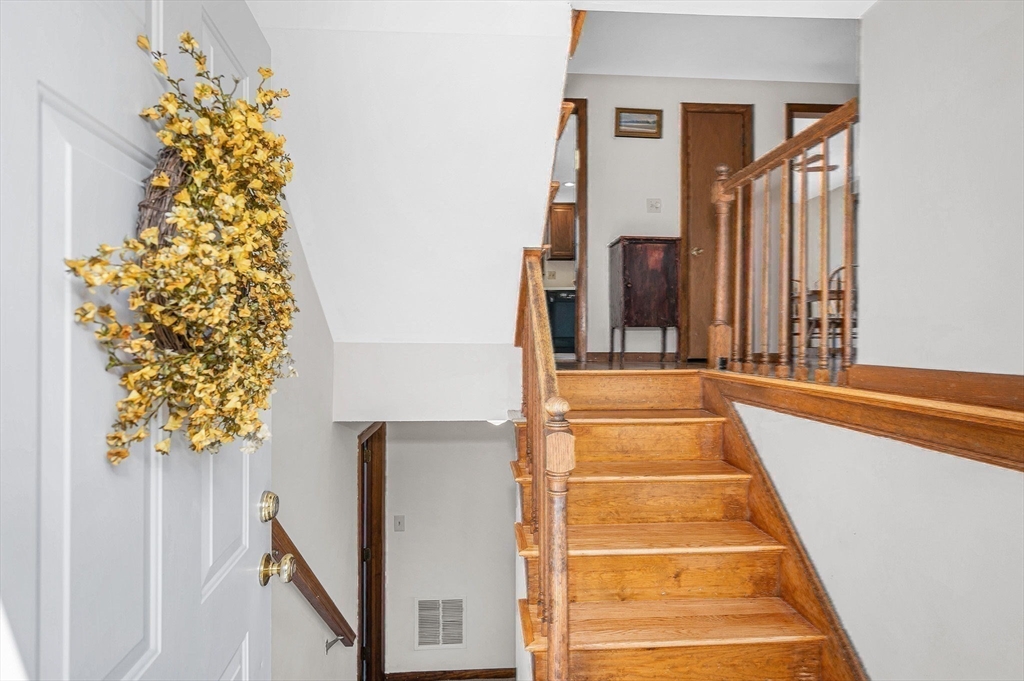 29 Donald Road Billerica, MA 01821 - Photo 25 of 37