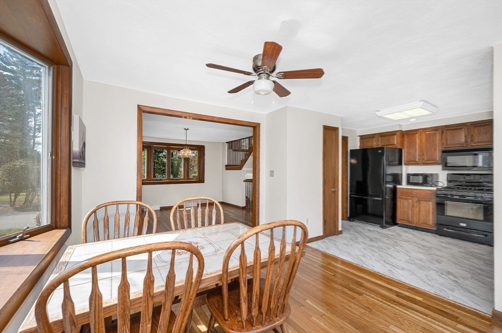 29 Donald Road Billerica, MA 01821 - Photo 8 of 37