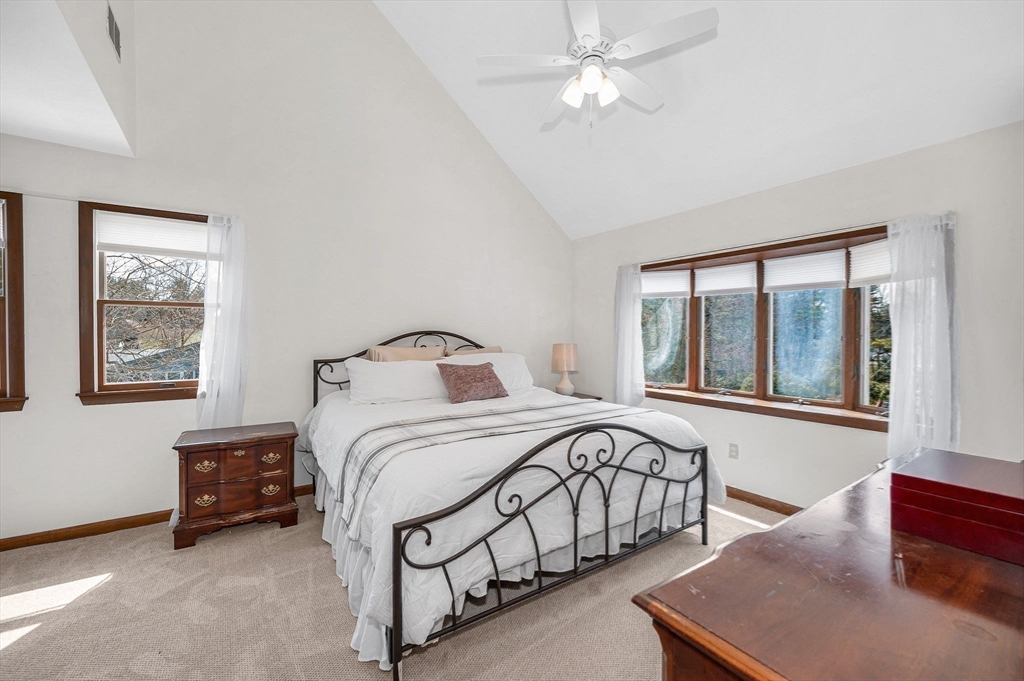 29 Donald Road Billerica, MA 01821 - Photo 10 of 37