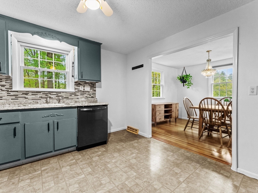 4 Marjorie Road Burlington, MA 01803 - Photo 11 of 36 Gallery Image 11