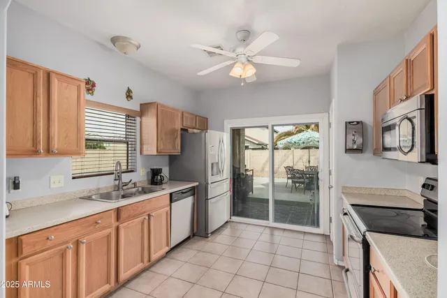 $1,950 | 13436 West Peck Drive, Litchfield Park, AZ 85340