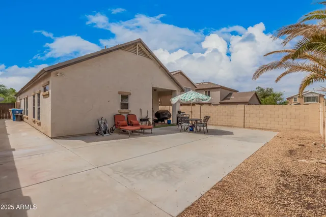 $1,950 | 13436 West Peck Drive, Litchfield Park, AZ 85340