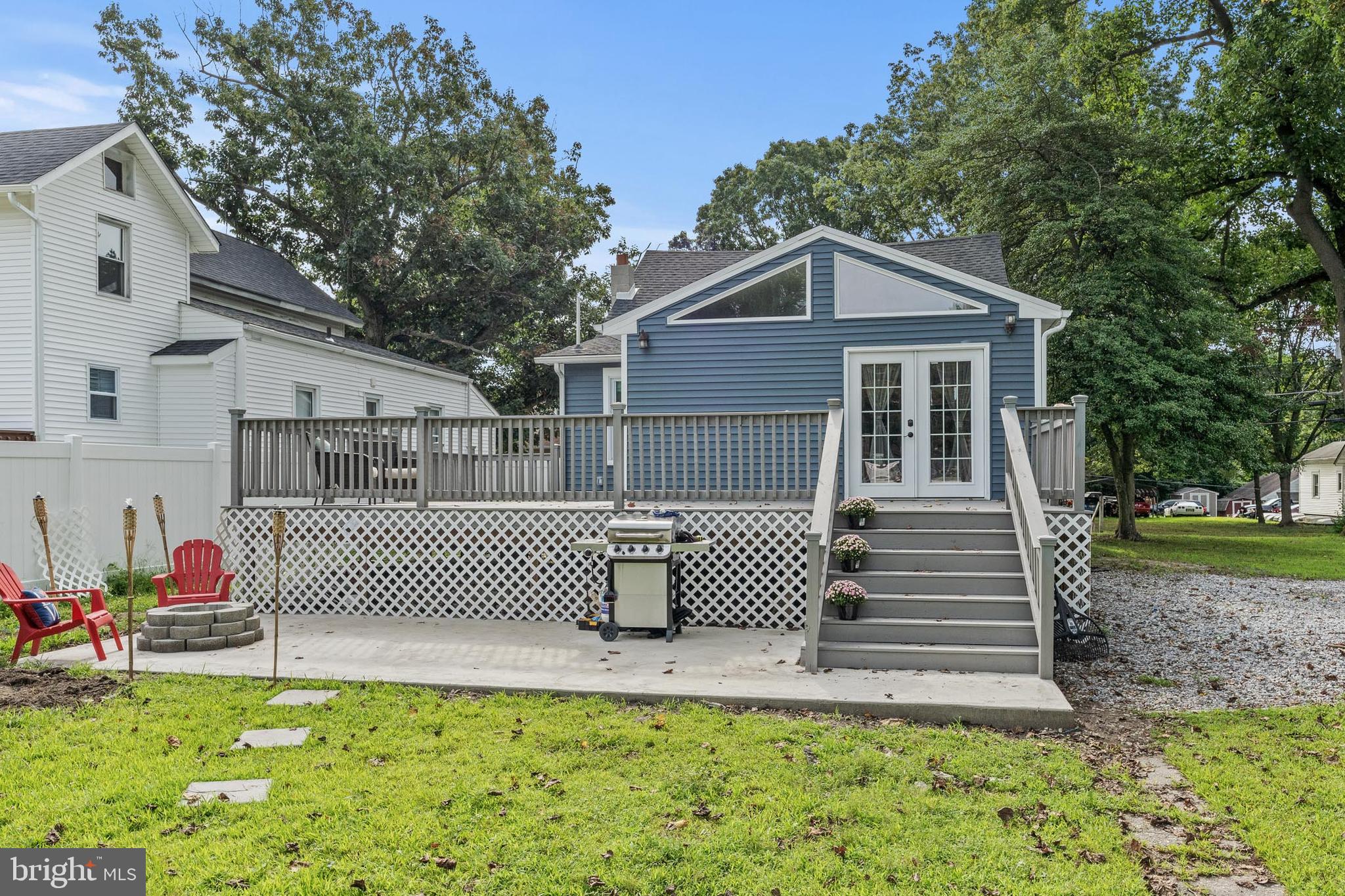 305 West Clements Bridge Road Runnemede, NJ 08078 - Photo 2 of 24
