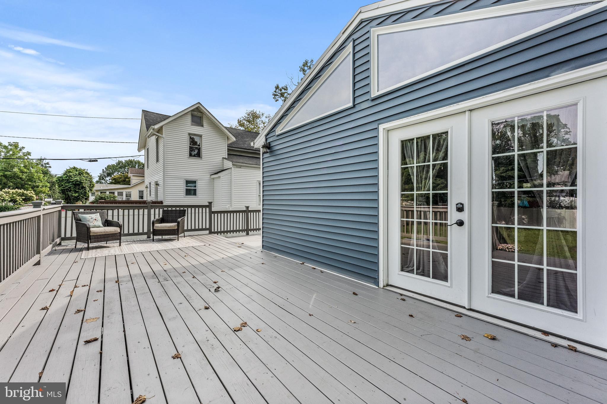 305 West Clements Bridge Road Runnemede, NJ 08078 - Photo 4 of 24 Back deck