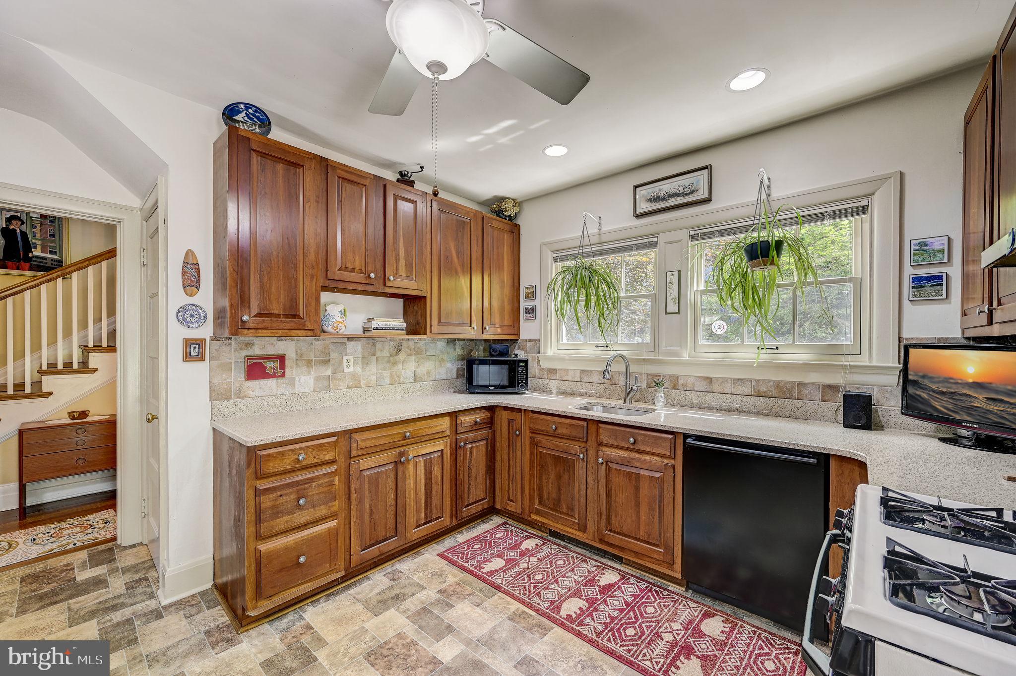311 Suffolk Road Baltimore, MD 21218 - Photo 15 of 69 Gallery Image 15