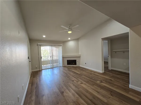 $1,390 | 7885 West Flamingo Road, Unit 2121, Las Vegas, NV 89147