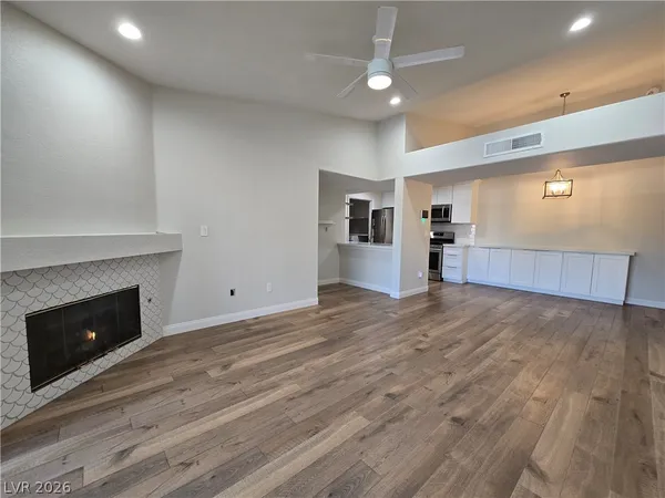 $1,390 | 7885 West Flamingo Road, Unit 2121, Las Vegas, NV 89147