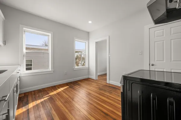 $3,800 | 53 Woodford Street, Unit 3, Boston, MA 02125