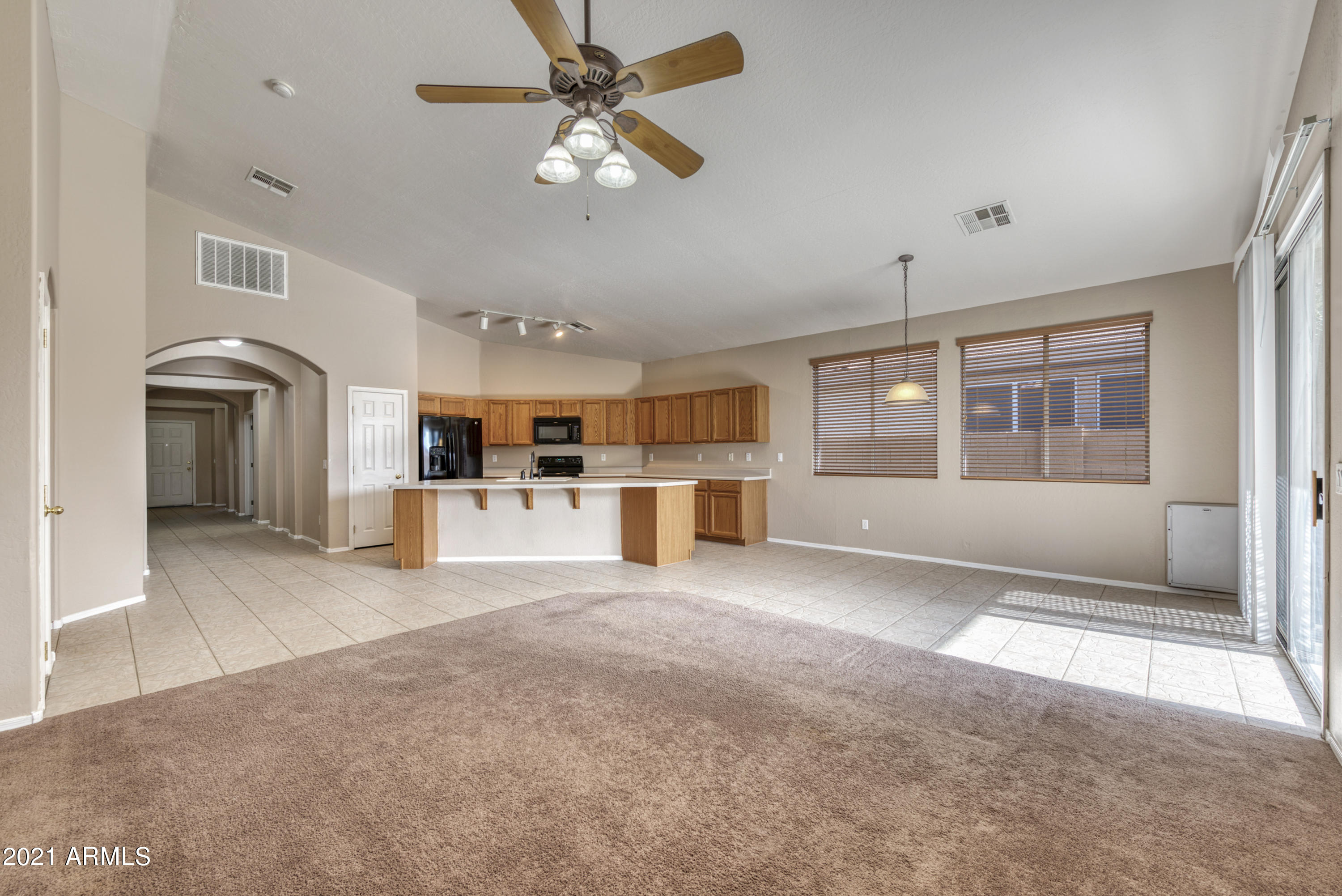 15009 West Bloomfield Road Surprise, AZ 85379 - Photo 7 of 27 Gallery Image 7