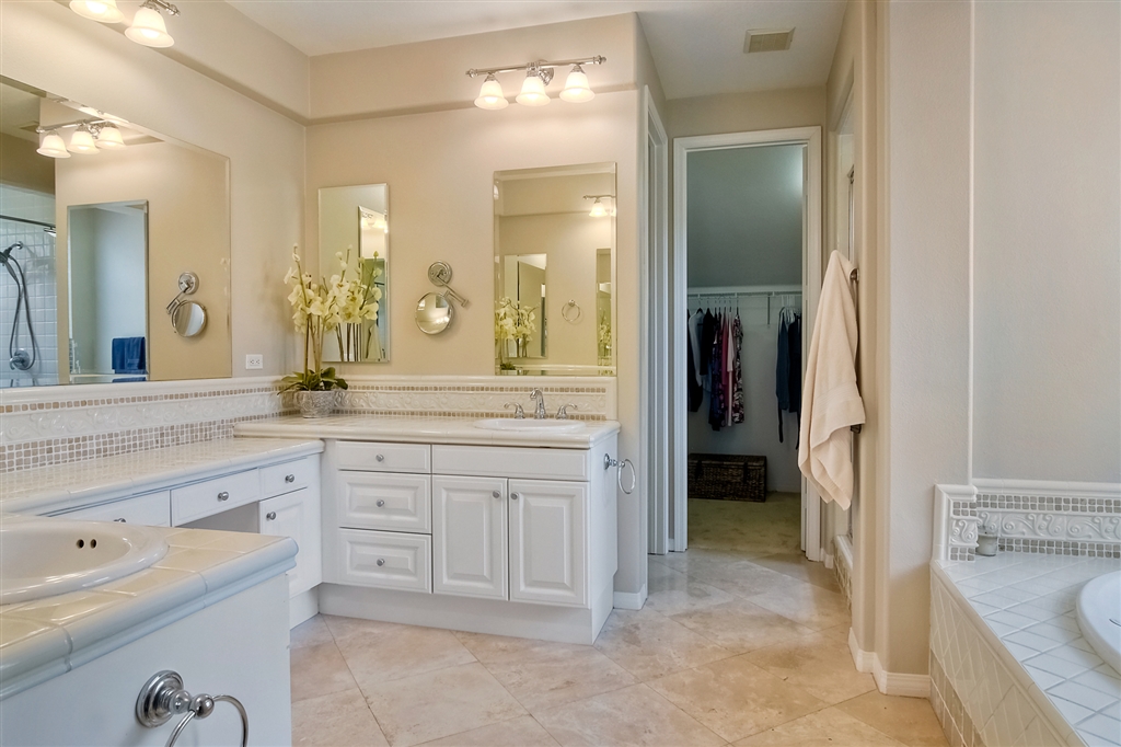 6986 Waters End Drive Carlsbad, CA 92011 - Photo 19 of 25