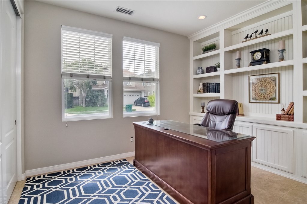 6986 Waters End Drive Carlsbad, CA 92011 - Photo 4 of 25