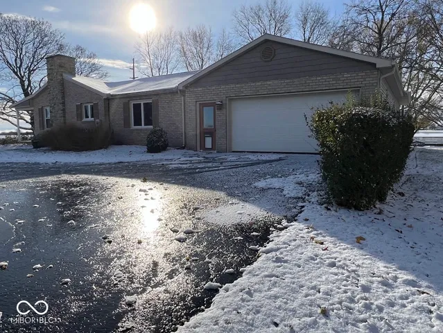 $200,000 | 10690 North 175 East, North Manchester, IN 46962
