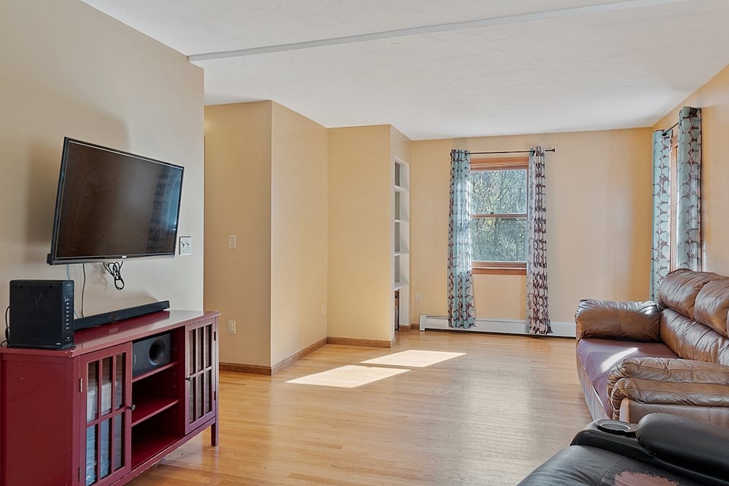 74 Cove Road Lunenburg, MA 01462 - Photo 11 of 35